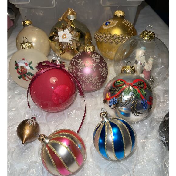 Vintage Stunning Embellished Hand painted Blown Glass Christmas Ornaments #30 - Picture 1 of 12